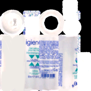 瓶子：sanitizer small white